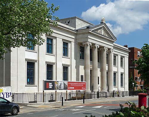 Bermondsey Municipal Offices And Attached Railing And Brackets, Southwark